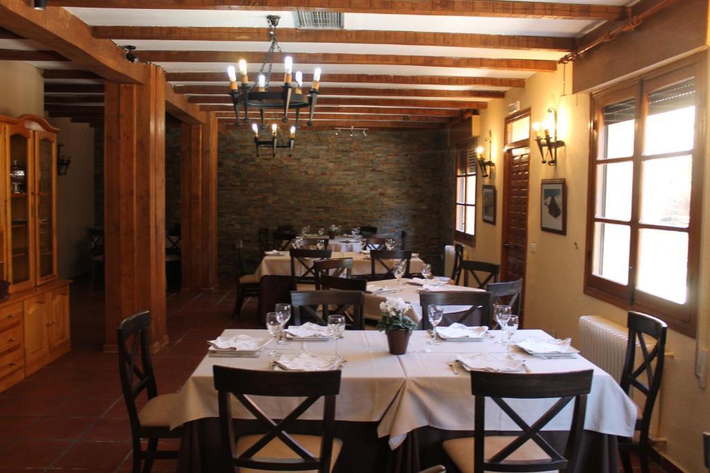 Hotel Valle Del Jerte Los Arenales Dış mekan fotoğraf